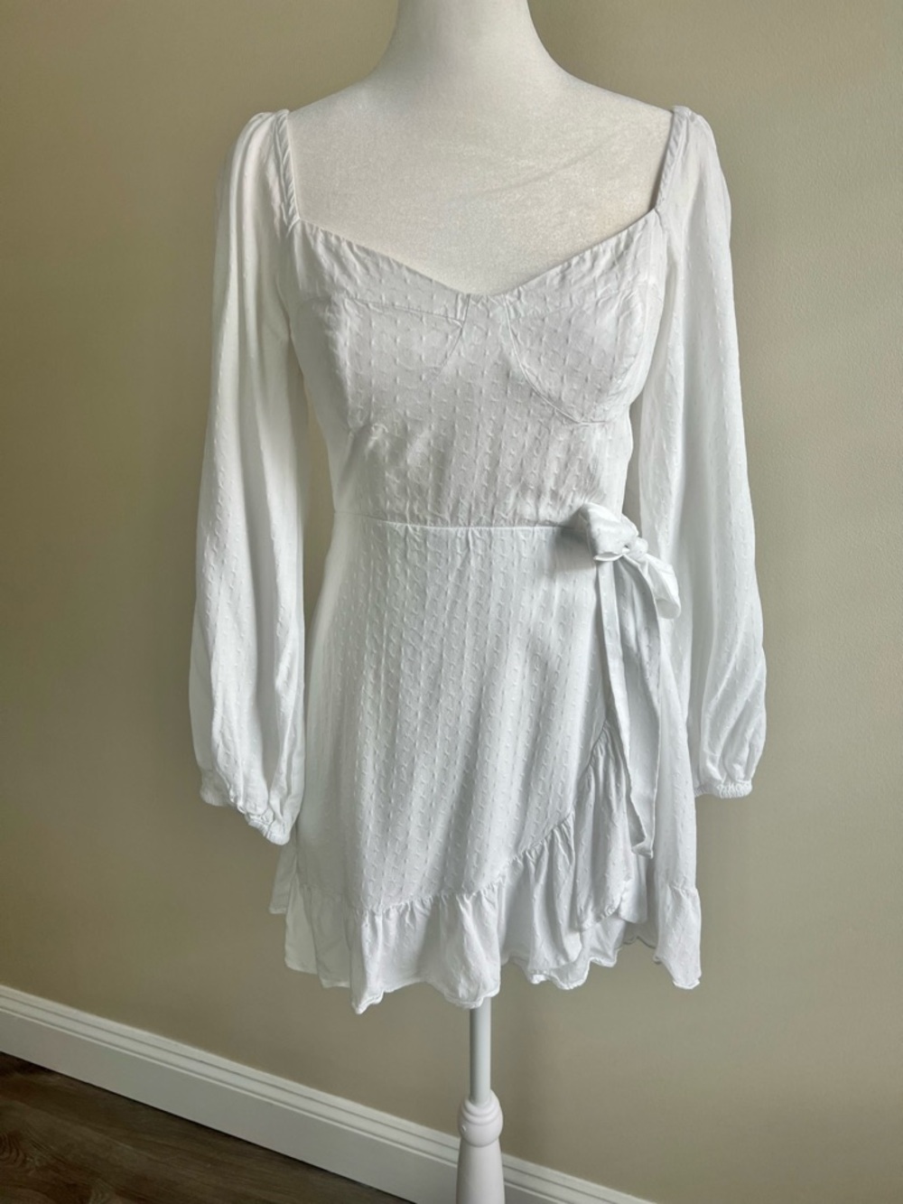 Lulus Always the Right Time White Ruffled Balloon Sleeve Rayon Mini Dress S